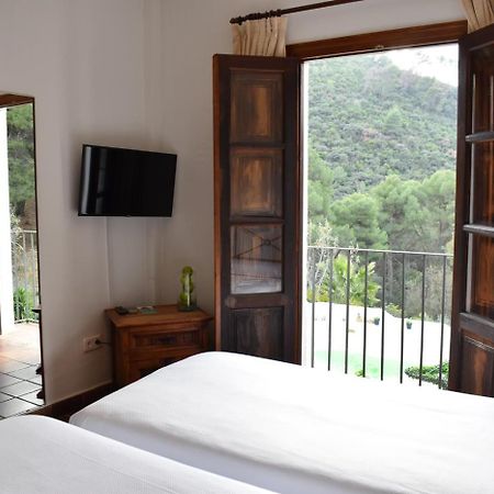Hotel Humaina Малага Экстерьер фото