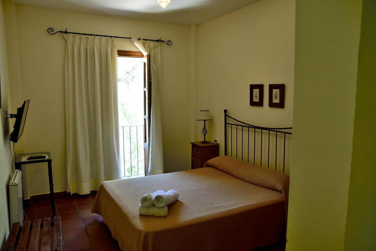 Hotel Humaina Малага Экстерьер фото