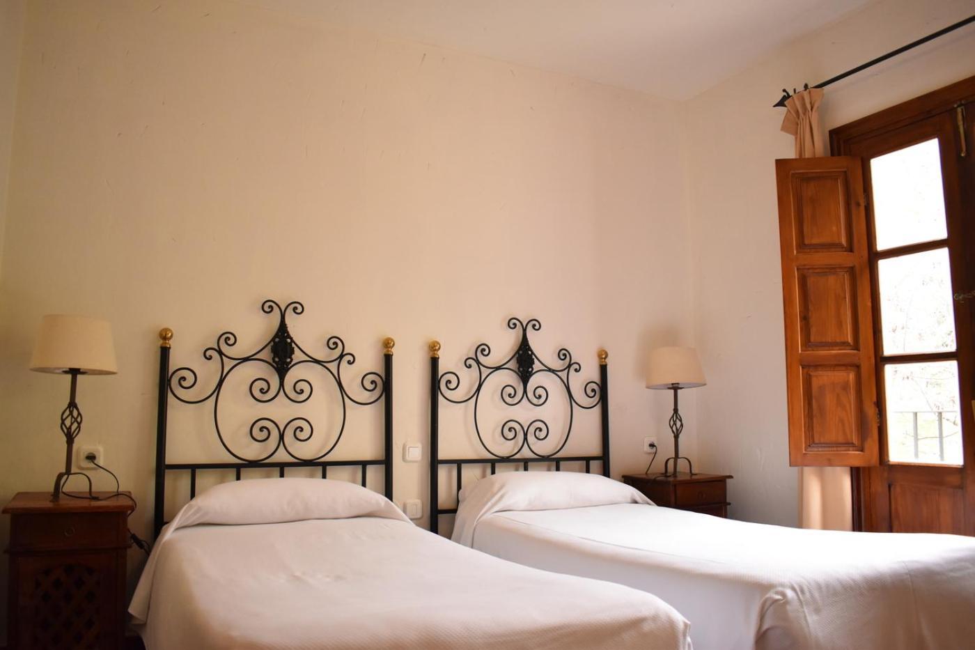 Hotel Humaina Малага Экстерьер фото