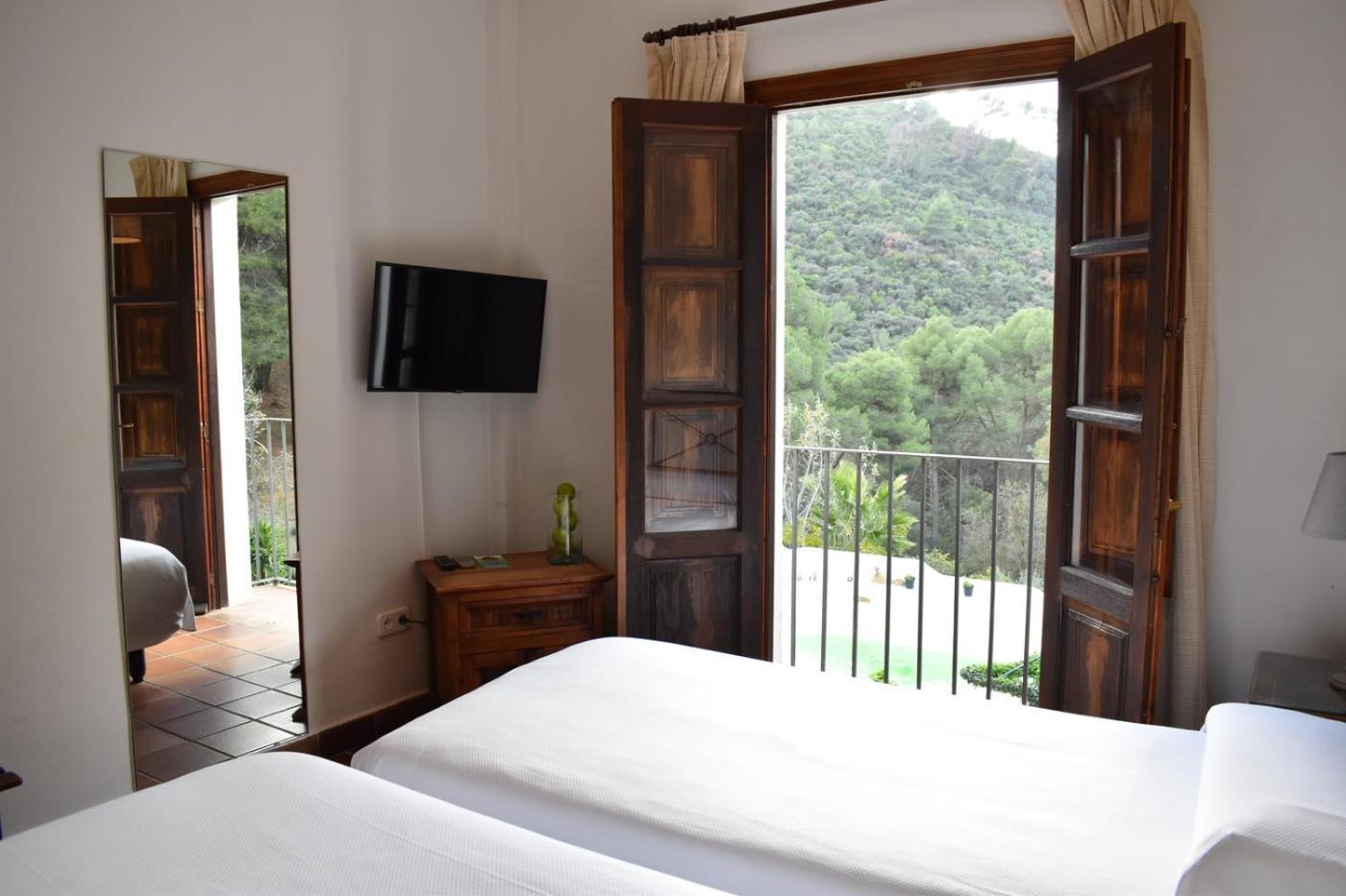 Hotel Humaina Малага Экстерьер фото