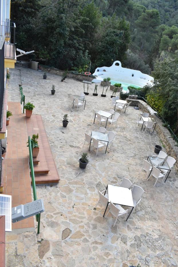 Hotel Humaina Малага Экстерьер фото
